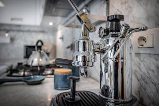 YiD Penthouse on Florence River with parking - 2