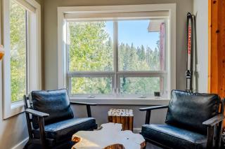 Stone Creek Chalets with Hot Tubs by Fernie Central Reservations - 1