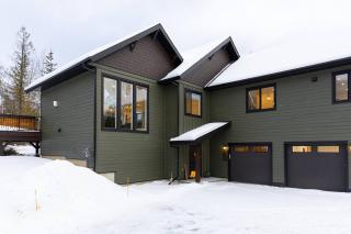 Powder House Chalet by Fernie Central Reservations - 0