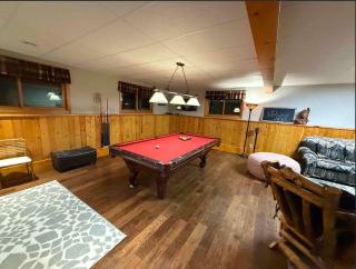 Dog-Friendly Home with Dock Kayaks Hot Tub Game Room & AC - 5