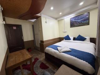 Hotel Sakura & Tandoori Restaurant - 8