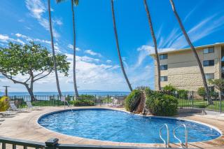 Oceanfront Maui Retreat Steps From Sugar Beach - 9