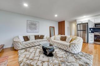 Stunning Lake Sammamish Views! Bellevue Retreat - 6