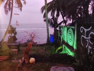 Noah's beach house - 9