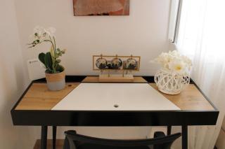 SunΚissed Home - Pollonia Milos - 2