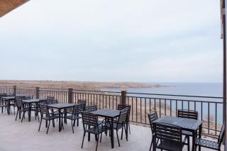 Ton Azure Hotel - 4