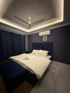 Luxury suites bahria town Lahore - 0