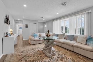 Relaxed Ocean Gate Shore Getaway 3BR with Sofa Bed Fireplace and Parking - 8