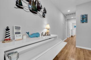 Relaxed Ocean Gate Shore Getaway 3BR with Sofa Bed Fireplace and Parking - 7