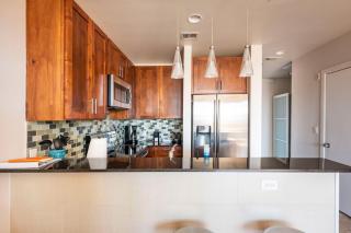 Studio nr Town Lake and E6th w Balcony by Austin Vacay - 7