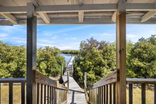 A Cedar Key Dock Holiday! - 3