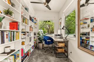 3BR 2BA East Austin Retreat w Putting Green, Sun Deck and Office by Austin Vacay - 8