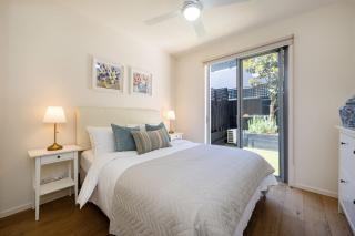 Holly by the Bay in Hampton - 3