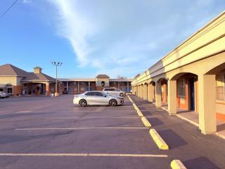 Aloha Inn McAllen Airport near Medical center Tx - 5