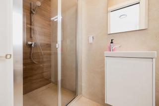 Brand New 3BR Family Flat Balcony & Side SeaView - 6