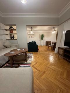 Stylish 2-BR Retreat in Degla - 9