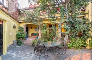 Business in-suite with office - 8