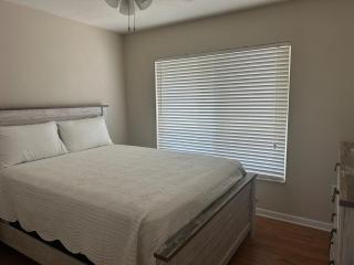 Beautiful home in Avon Park Lake - 3