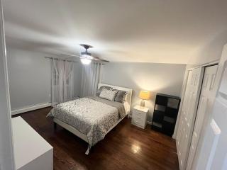 NYC 10 Minutes from JFK Queens Comforts - 3