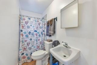 Charming Studio by Sandy Beach - Affordable & Private - 6
