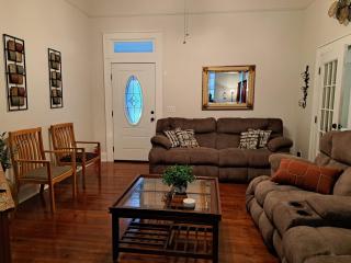 This Old House By The Park - 6
