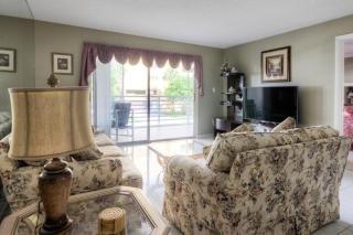 Le Frontenac 205 STR-01057 - 8