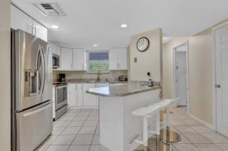 Le Frontenac 210 STR-01055 - 9