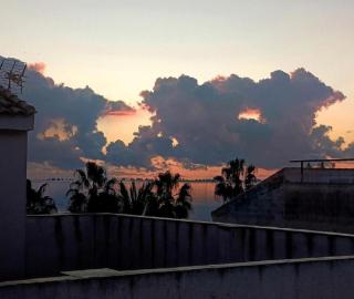 Modern Art Apartment 50m to the Beach - 6