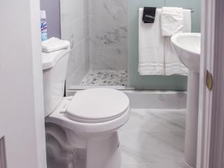 Stylish Studio Escape - Calm & Convenient Lanham - 1