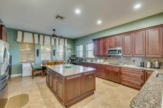 Pool and Spa with View! Grand Home in West Palm Beach - 8