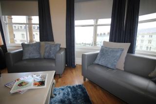 Cornerhouse Apartments 2 Sleeps 8 - 7