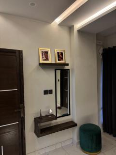 Effiel facing Luxury Apartment - 6