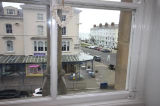 Cornerhouse Apartments 3 Sleeps 7 - 7