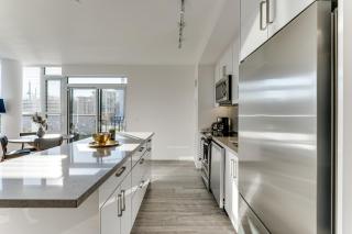 Lake Simcoe Stays at Friday Harbour Resort - 6