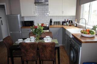 Cornerhouse Apartments 4 Sleeps 5 - 4