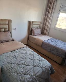 Chic Urban Retreat Bright Apartment in Targa - 1