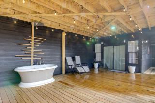 Mountain Retreat in Commerce w/ Billiards + Darts - 8