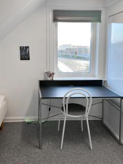 The Finch - guesthouse - city life - 3