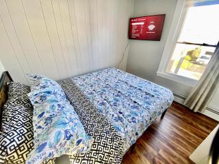 10 min to Beach 3BD Apt sleeps 7 Pet Friendly - 6