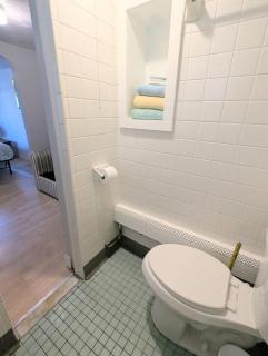 cozy studio 10 min walk to Pier and beach Pets OK - 3