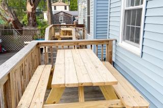 Renovated 2Bd Cottage 10min walk to Beach - 3