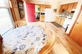 4 min Walk to Pier & Beach Center of OOB FREE Pk - 6
