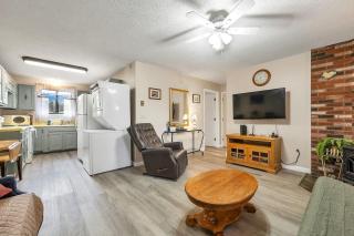 Condo Ideal location Ski, Shop, Hike - 1