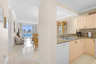 Le Marina Bay 1106 STR-03006 - 3