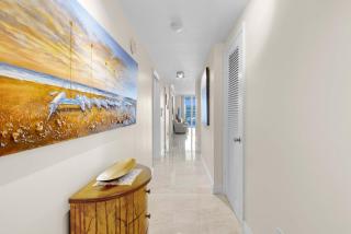 Le Marina Bay 1106 STR-03006 - 2