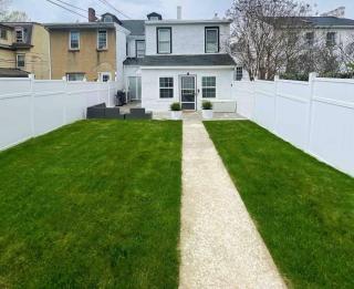 Chic Phoenixville Retreat With Parking - 9