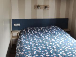 Mobil home confortable avec terrasse à Bignac, 6 personnes - API-1-52-1227 - 8