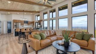 Whiskey Ridge by AvantStay Infinity Pool Hot Tub Game Room Panoramic Views - Sevierville - 5