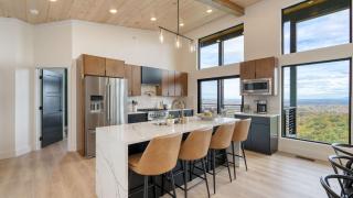 Whiskey Ridge by AvantStay Infinity Pool Hot Tub Game Room Panoramic Views - Sevierville - 1