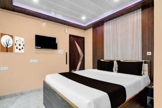 Super Townhouse Madhyamgram Chowmatha Bus Terminal Kolkata Formerly Star Guest House - 7